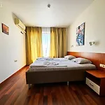 Апартаменты Europroperties Zlatna Kotva