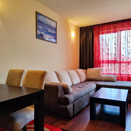 Europroperties Zlatna Kotva Апартаменты *