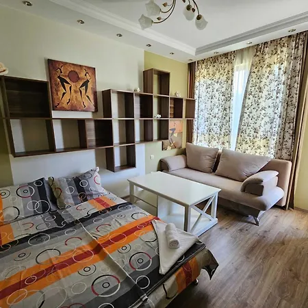 Апартамент Europroperties Zlatna Kotva
