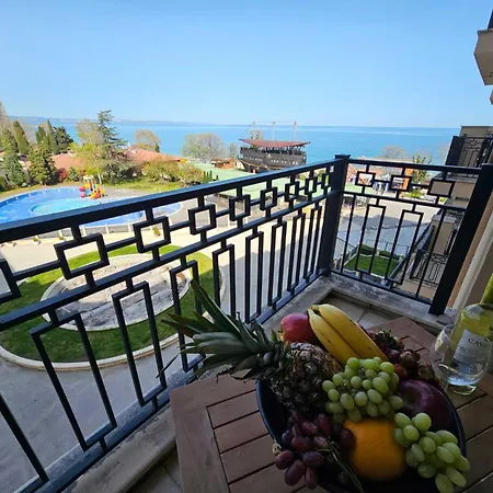 Europroperties Zlatna Kotva Апартаменты *