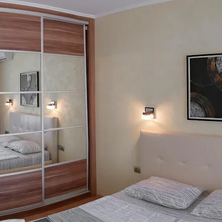 Europroperties Zlatna Kotva 아파트 *