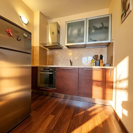 Апартамент Europroperties Zlatna Kotva Златни пясъци
